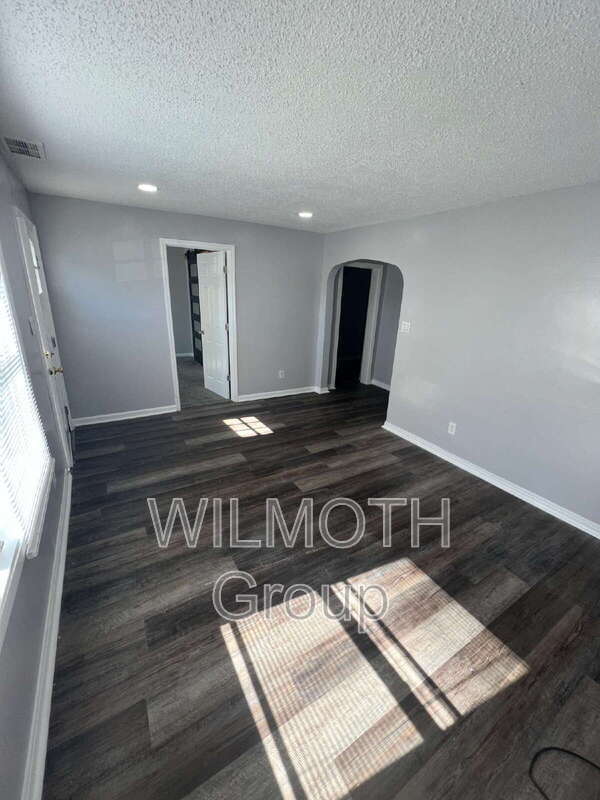 Photo - 1402 E Willard St