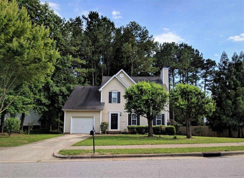 701 Arbor Greene Dr