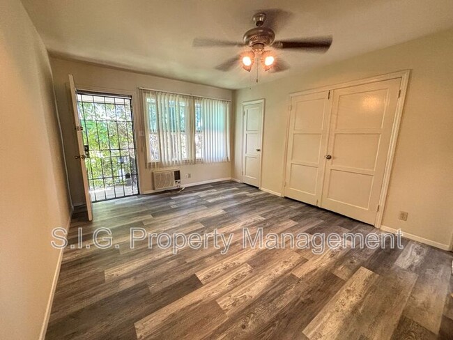 Photo - 10165 Silverton Ave Unidad #3 Rental