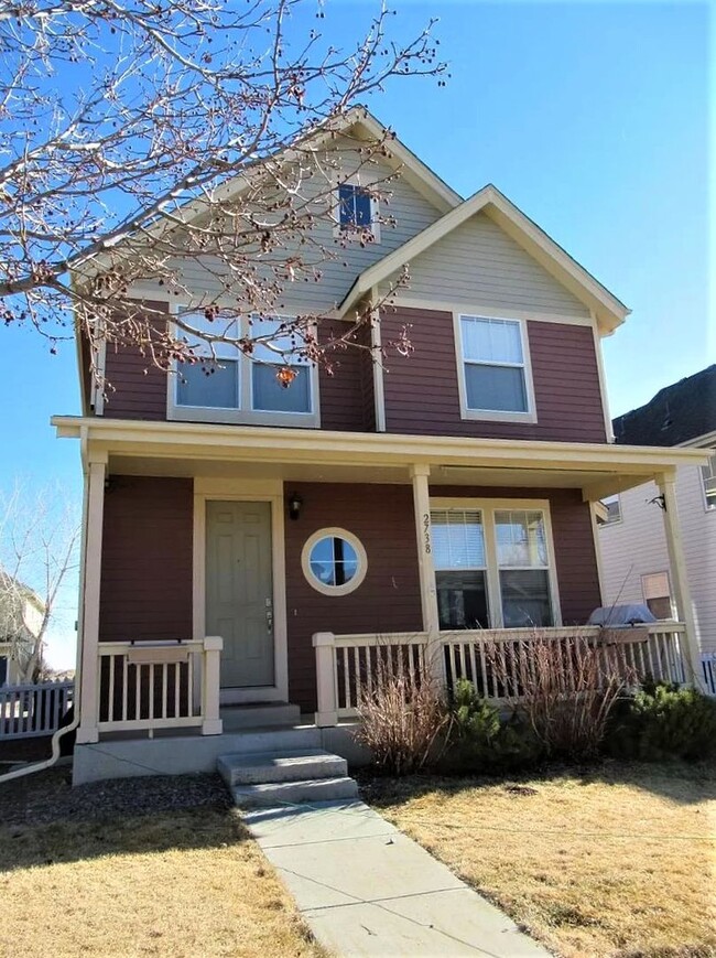 Beautiful 2-Story home near Ft Collins Cou... - Beautiful 2-Story home near Ft Collins Cou...