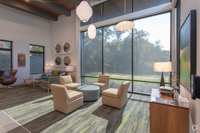 Gardenside at the Villages of East Lake