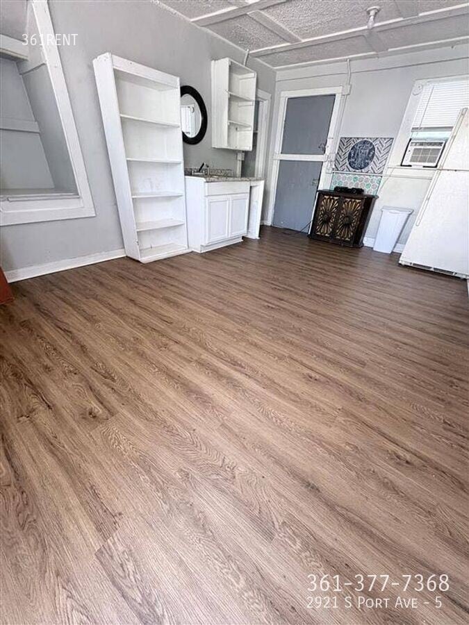 Photo - 2921 S Port Ave Unit 5
