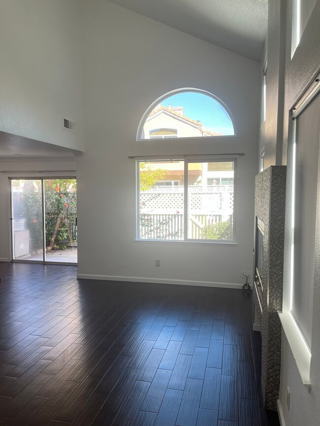Photo - Beautifully Updated 3-Bedroom Townhome in ...