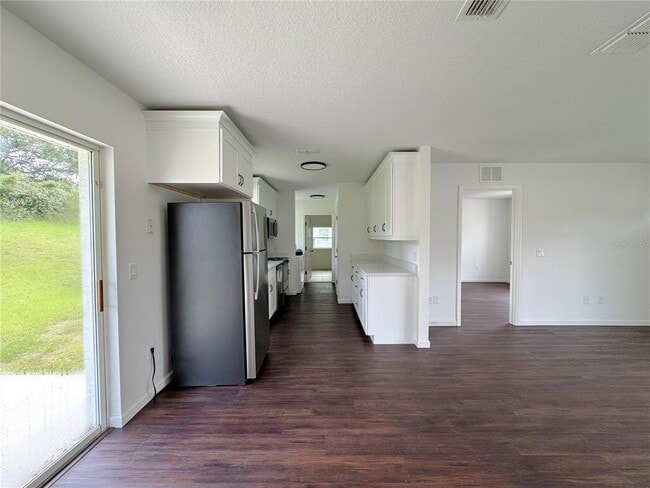 Photo - 102 Edison St