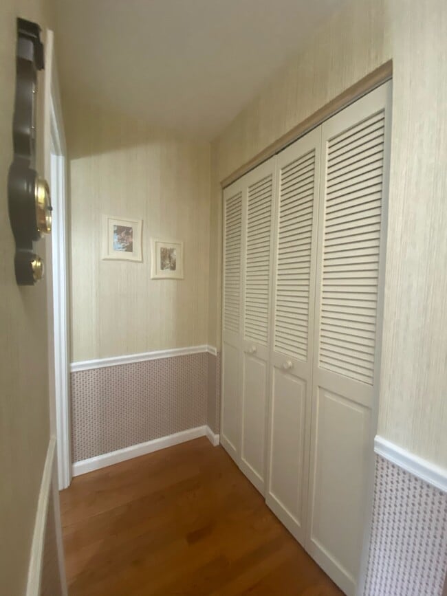 Building Photo - 102 Eaton Dr Rental
