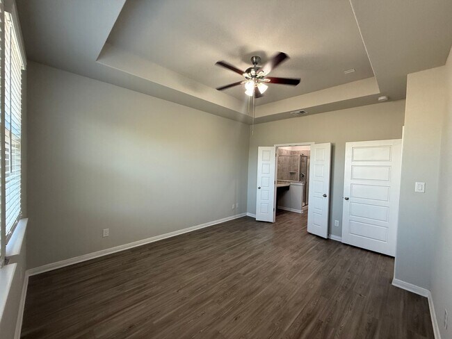 Photo - Charming 3-Bedroom Duplex in New Braunfels... Casa Adosada