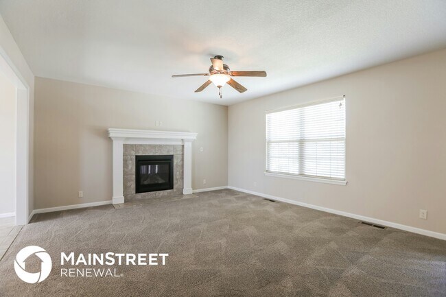 Photo - 592 S Walnut St