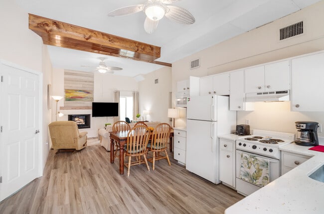 Photo - 1440 Everest Rd Unit Bottom Floor