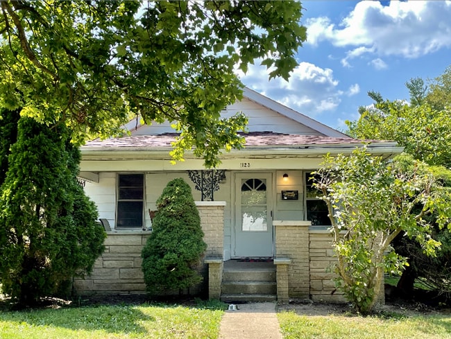 Photo - 1123 N Madison St