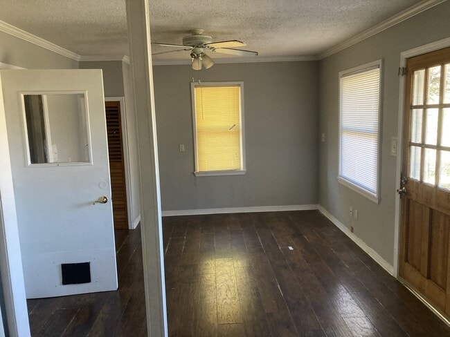 Photo - 735 Highland Pkwy