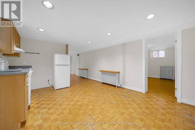 Photo - 12 Foxbar Rd Unit Basement