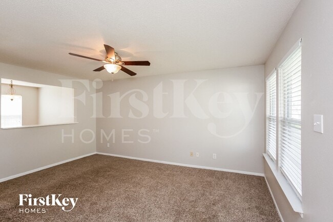 Photo - 10023 Sapphire Berry Ln