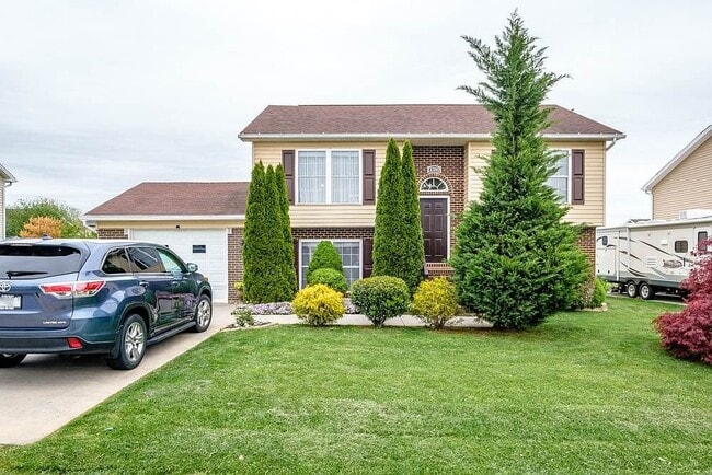 Photo - 1380 Stonechris Dr