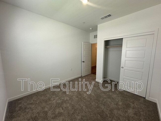 Photo - 2502 Cambridge Ct