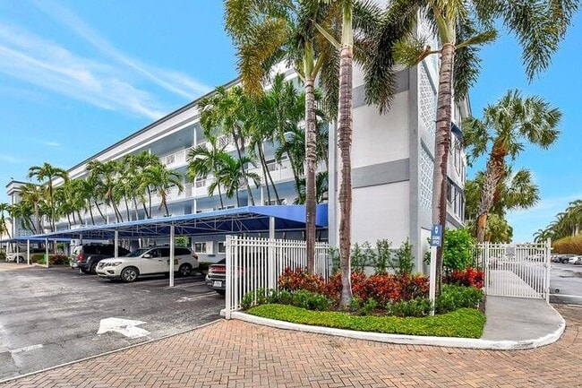 Photo - 611 E Woolbright Rd Condo Unit 205