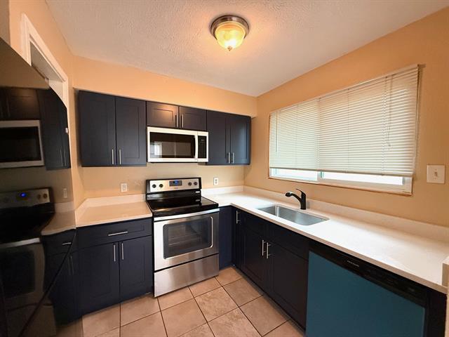 Photo - 2705 Tanglewood Dr