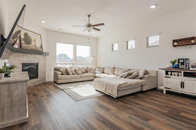 Photo - 16708 Garden Dr