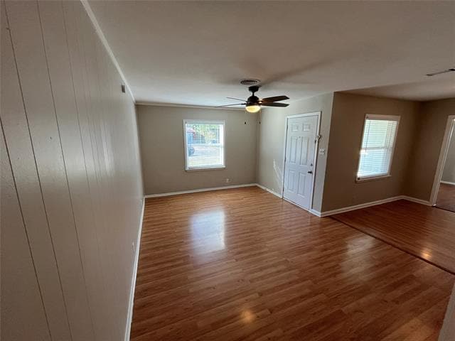 Photo - 2227 Winthrop Dr