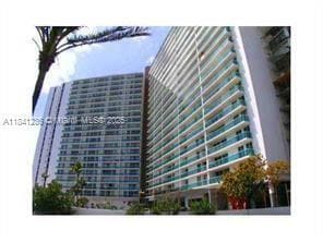 Building Photo - 100 Bayview Dr Unit 1904 Rental