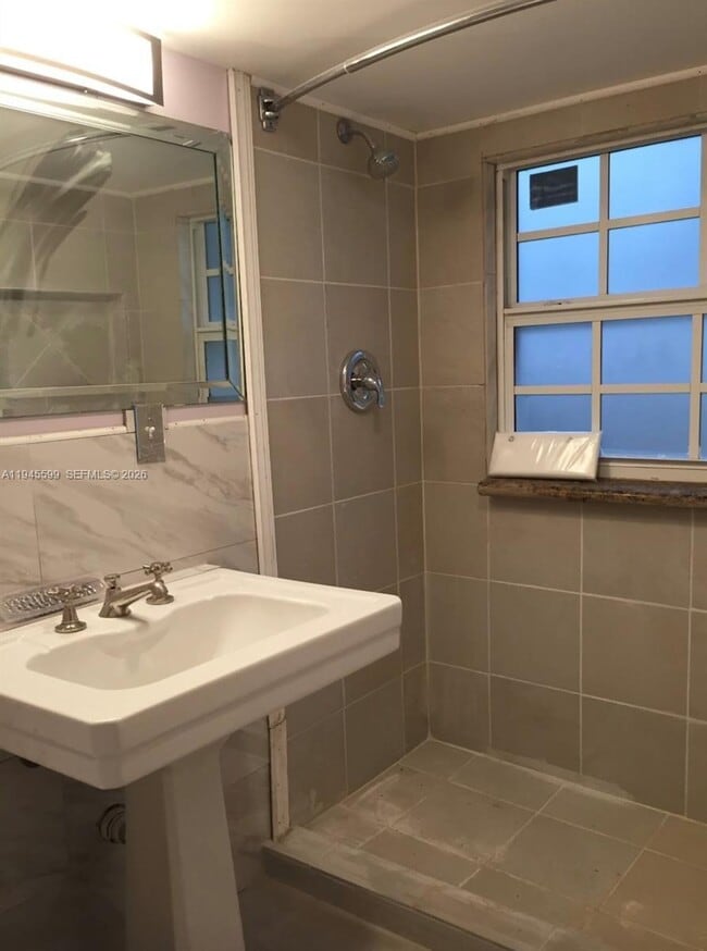 Photo - 3XXX Jackson Blvd Unit E