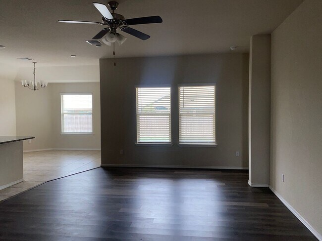 Photo - 3 BEDROOM WITH COMMUNITY POOL, BELTON ISD