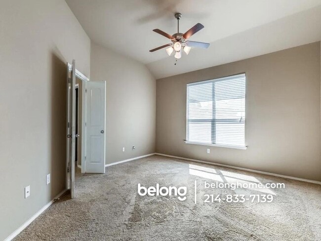 Photo - 11608 Netleaf Ln