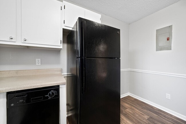 Photo - Mallard Creek Apartments