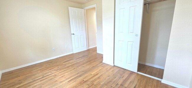 Photo - Lynnwood Bungalow 2BD/1BA $2295.00