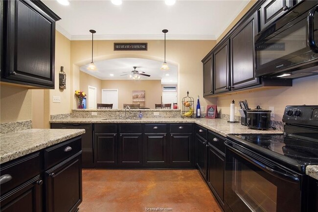 Photo - 111 Kimber Ln