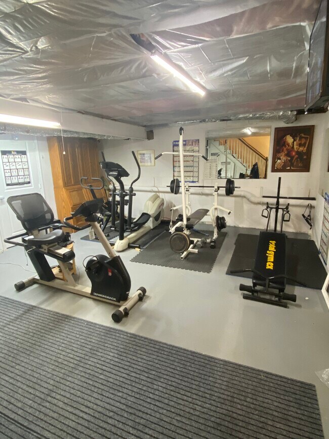 Photo - 1396 Windburn Dr