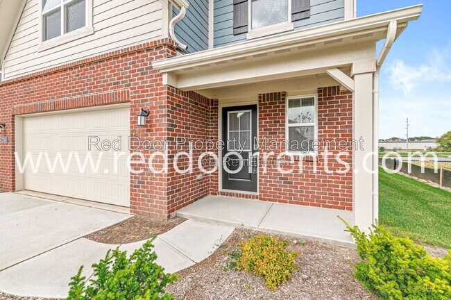 2746 Salem Pl