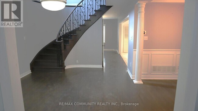 Photo - 66 Coolspring Cres