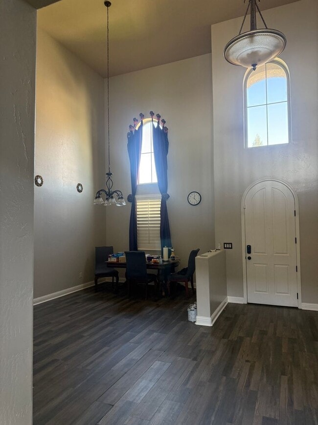 1327 E Via Marbella Dr