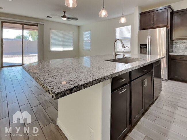 Photo - 19913 W Lincoln St