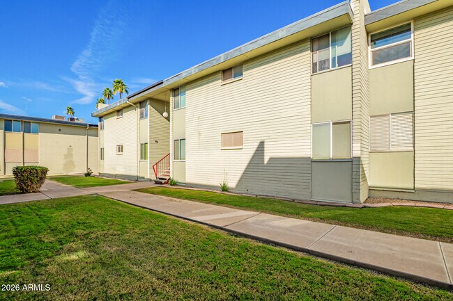 Photo - 6767 N 7th St Unidad 217