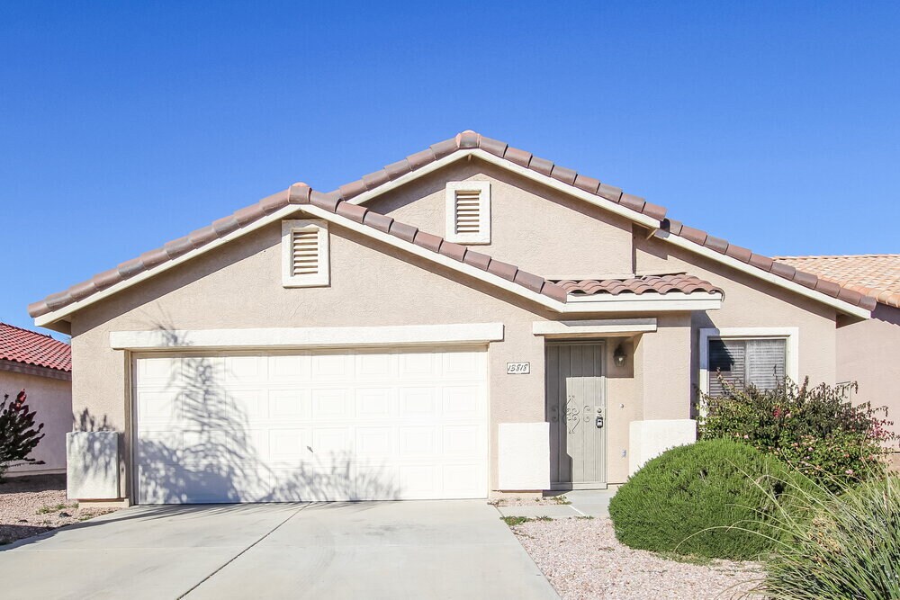 Photo - 13818 W Fargo Dr House