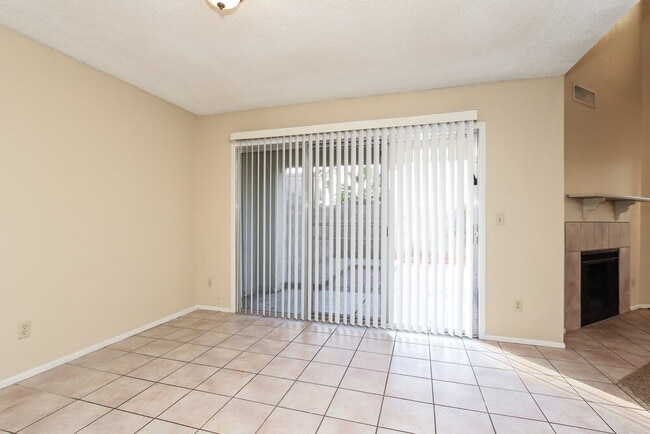 Photo - 19238 N 5th St