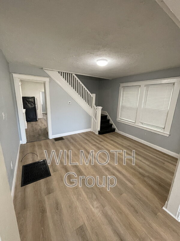 Photo - 12 N Randolph St