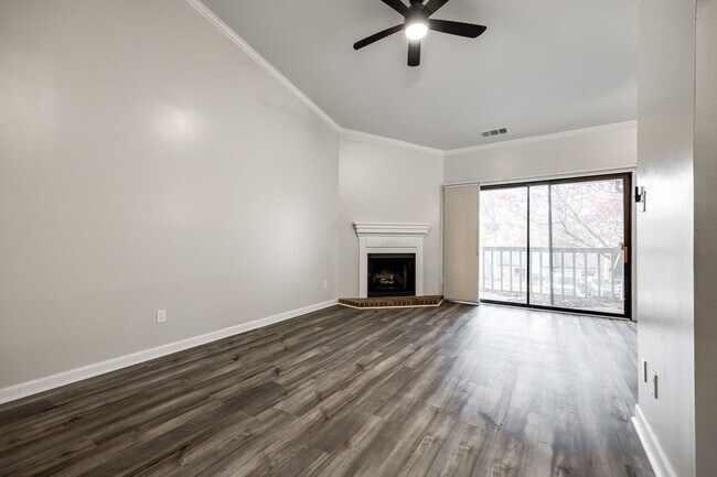 Photo - Beautifully remodeled one bedroom, one bath in Lake Wylie Woods!
