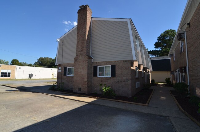 1 Bedroom 2nd Floor Apartment - 1 Bedroom 2nd Floor Apartment