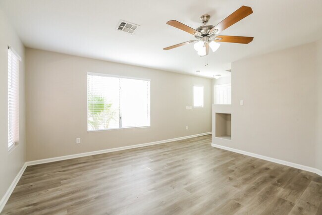 Photo - 63 Belle Maison Ave