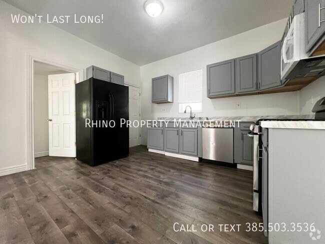 Building Photo - 174 7th St Unit A Rental