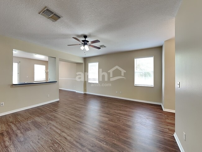 Photo - 517 Vicks Landing Dr