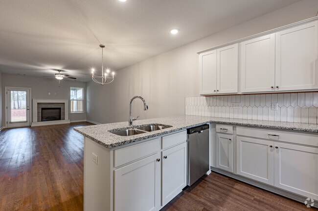 3BR, 3BA - 1,469SF - Kitchen/Dining Room