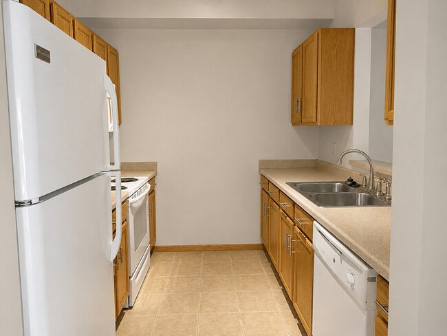 Photo - Emerson Hills Apartments