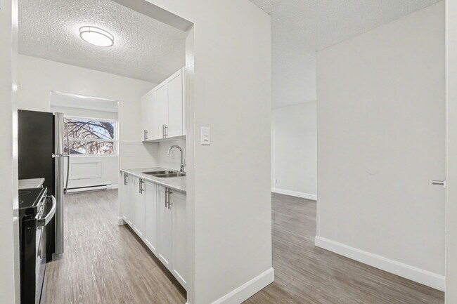 Photo - Mapleview Manor Apartments