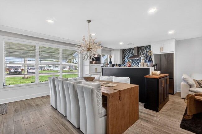 Photo - 212 High Point Blvd Unidad C