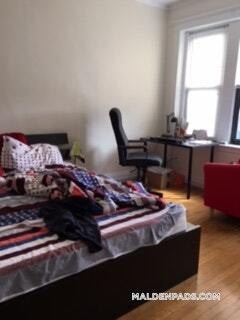 Building Photo - 17-19-19 Washington St S