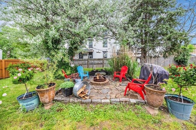 Photo - 1232 Russell St