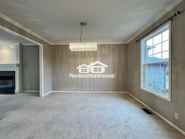 Photo - 15861 Linden St
